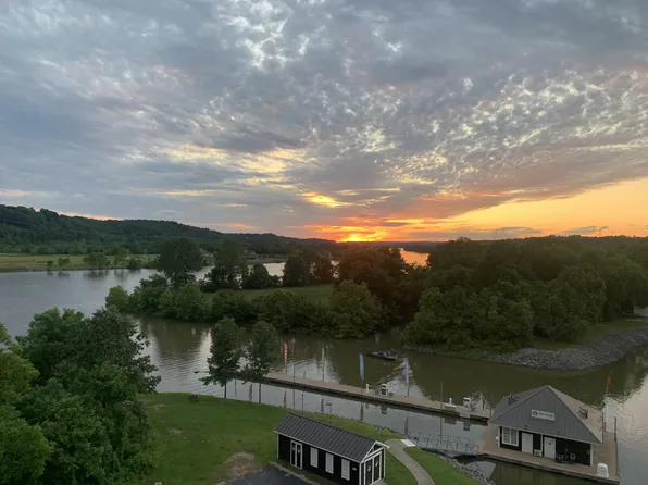 400 Warioto Way APT 614, Ashland City, TN 37015