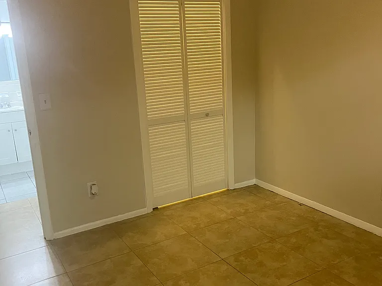 3535 Dahlia Pl #B — Photo 9