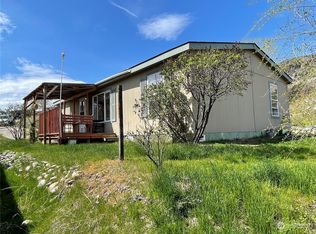 526 A St, Chelan Falls, WA 98817