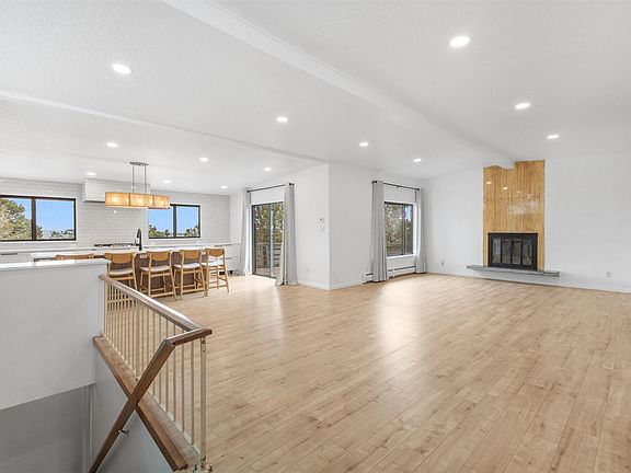 2nd image of 95 Tecolote St