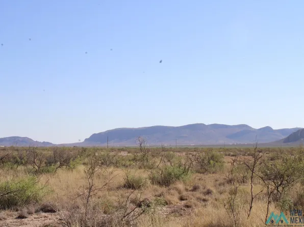 Challa Rd SE, Deming, NM 88030