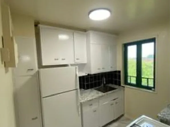 1541 Metropolitan Ave APT 7H, Bronx, NY 10462
