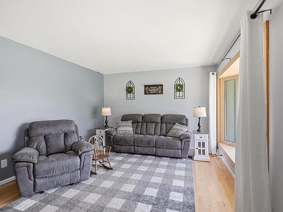 5th image of 11610 W Sunnybrook ROAD