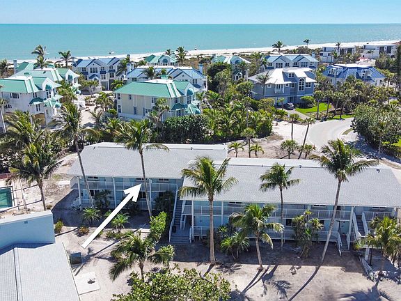 3rd image of 429 E Gulf Dr #51