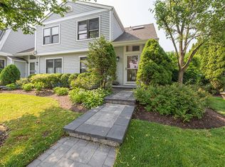 50 Hubbard Ln UNIT 27, Southampton, NY 11968