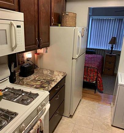 5th image of 1521 Colonial Dr APT T2