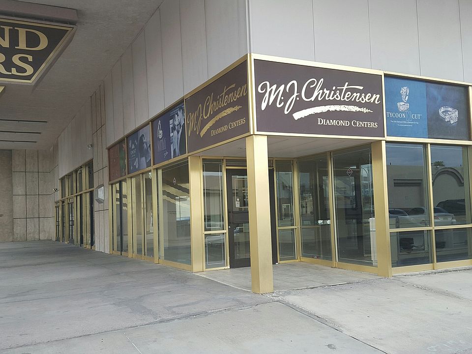 2nd image of 856 E Sahara Ave