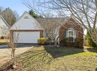 143 Fawnbrook Dr, Greer, SC 29650