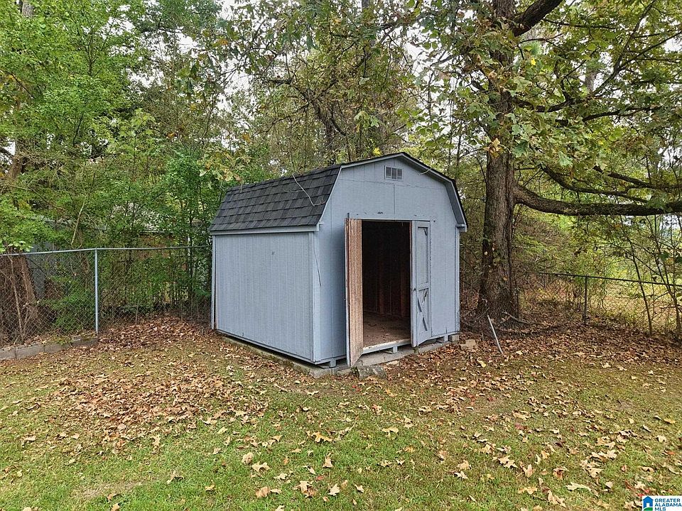 25th image of 9925 Miller Ave