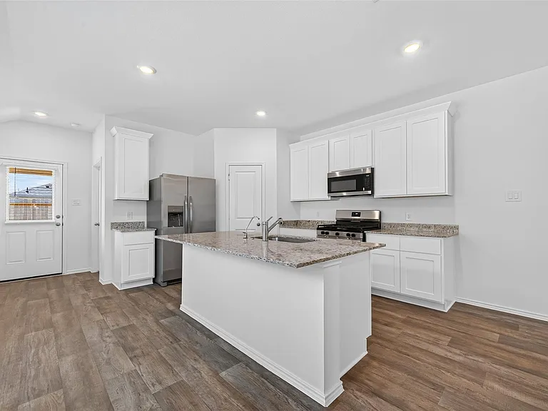 3030 Holland Lakes Dr — Photo 13