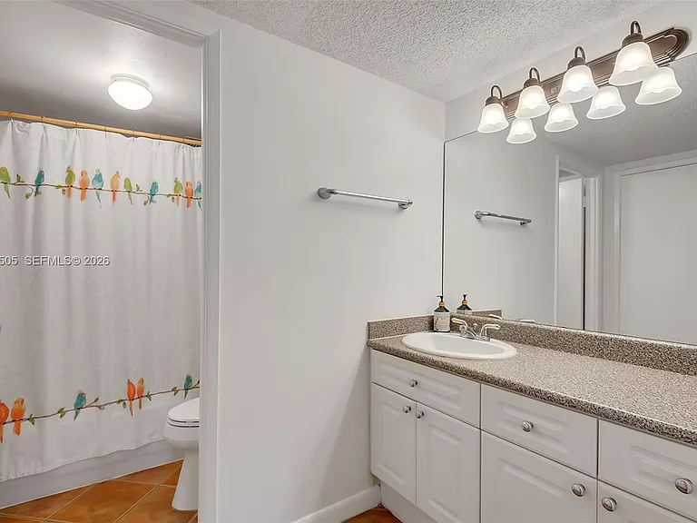 2301 Collins Ave #533 — Photo 7