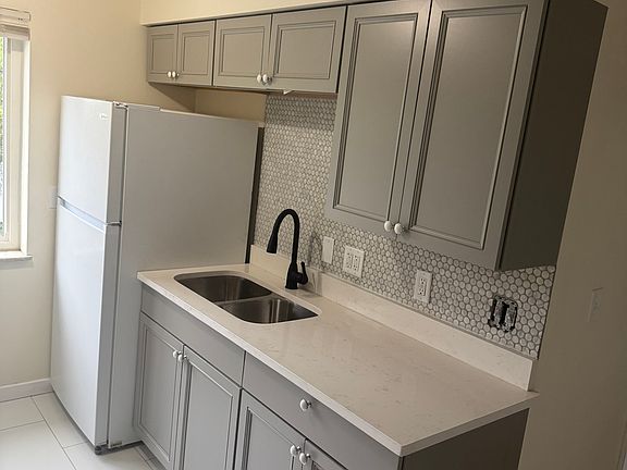 2nd image of 5671 Folchi Dr #4