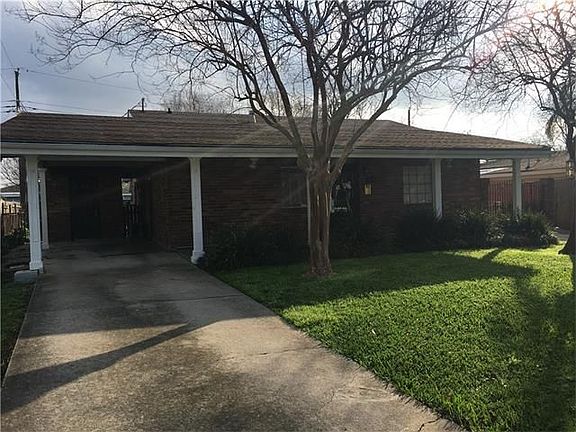 2nd image of 415 W Butterfly Cir