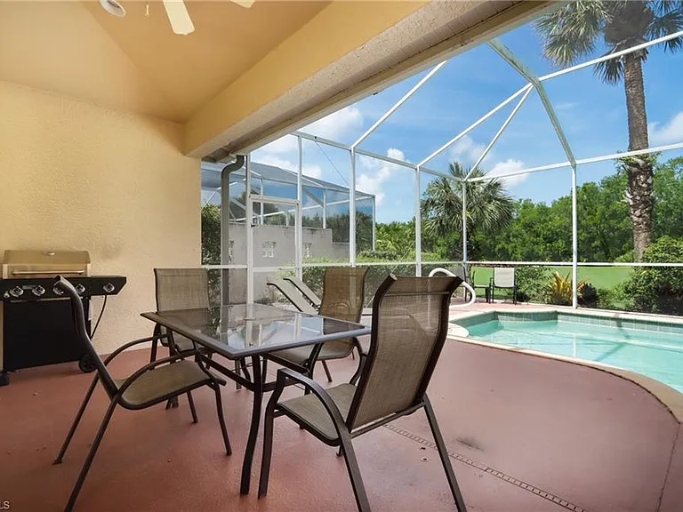 5815 Persimmon Way — Photo 20