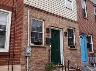 2121 Oakford St, Philadelphia, PA 19146