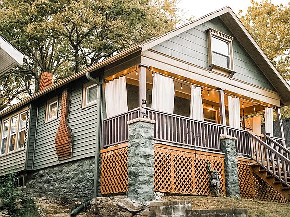 2nd image of 4404 Virginia Ave