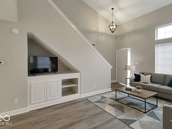 4th image of 6630 Largo Ln