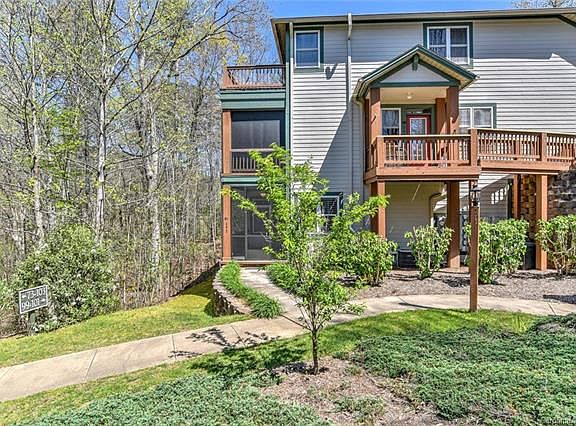 2nd image of 99 Ridgetop Cir Unit 101