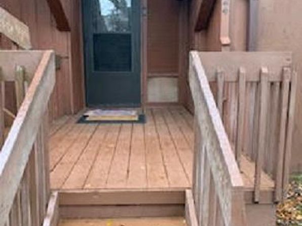 124 Lakeside Villa #124