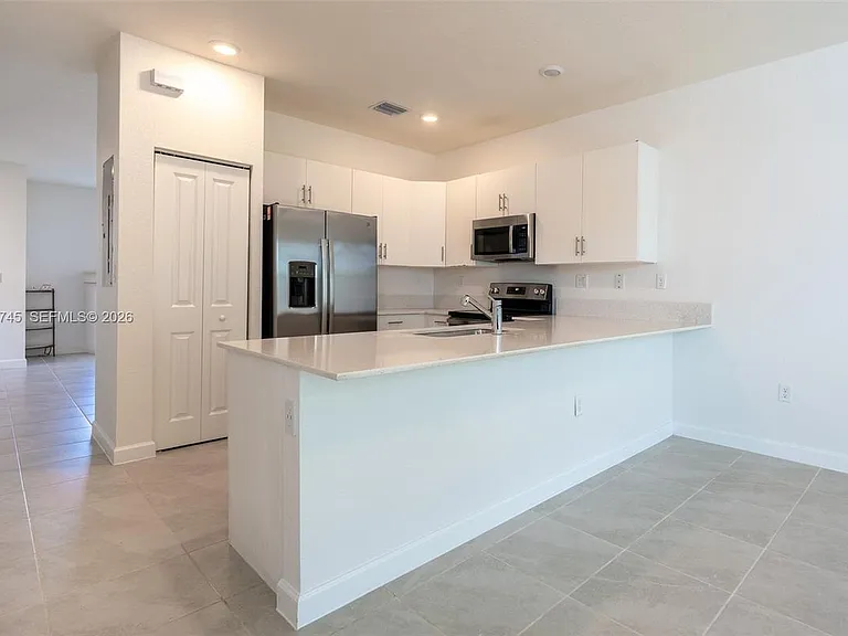 3448 W 114th Ter — Photo 17
