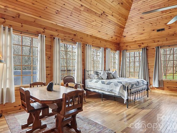 5th image of 1012 Alarka Highlands Dr