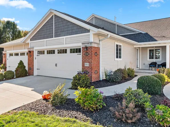 2580 Bay Harbor Cir Unit 2, Green Bay, WI 54304