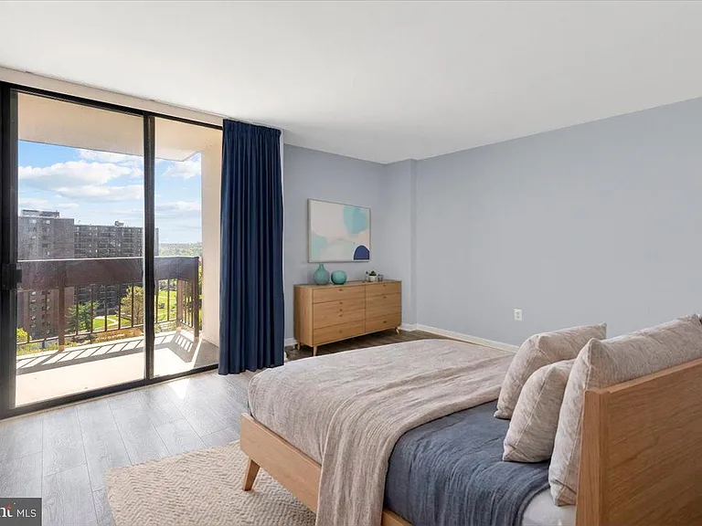 5300 Holmes Run Pkwy #1210 — Photo 10