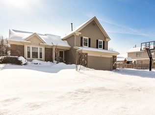 375 Thompson Blvd, Buffalo Grove, IL