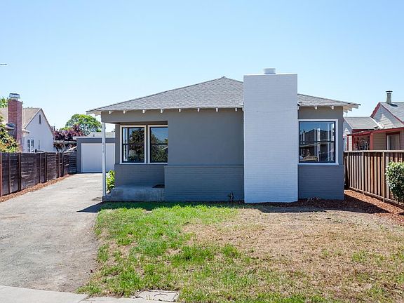 2nd image of 414 Hibiscus Ct