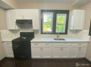 11 Center St #B, High Bridge, NJ 08829