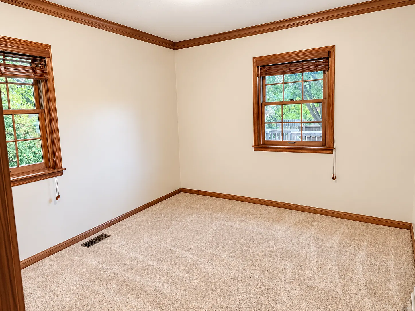 4 bed, 1486 sqft, $3,500 — Photo 3