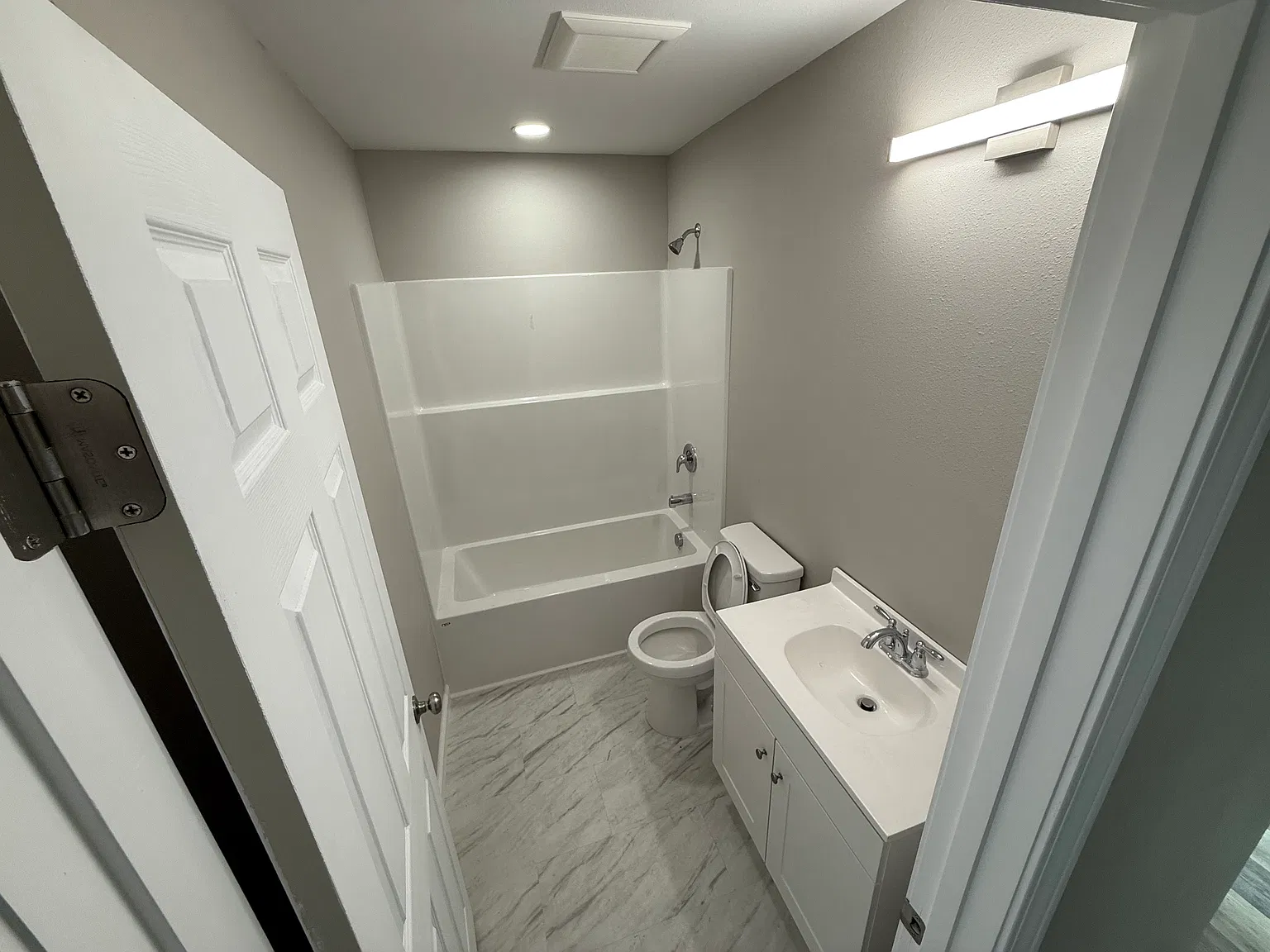 Studio, 500 sqft, $875 — Photo 3