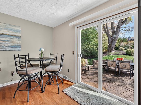 5th image of 204 Windward Way