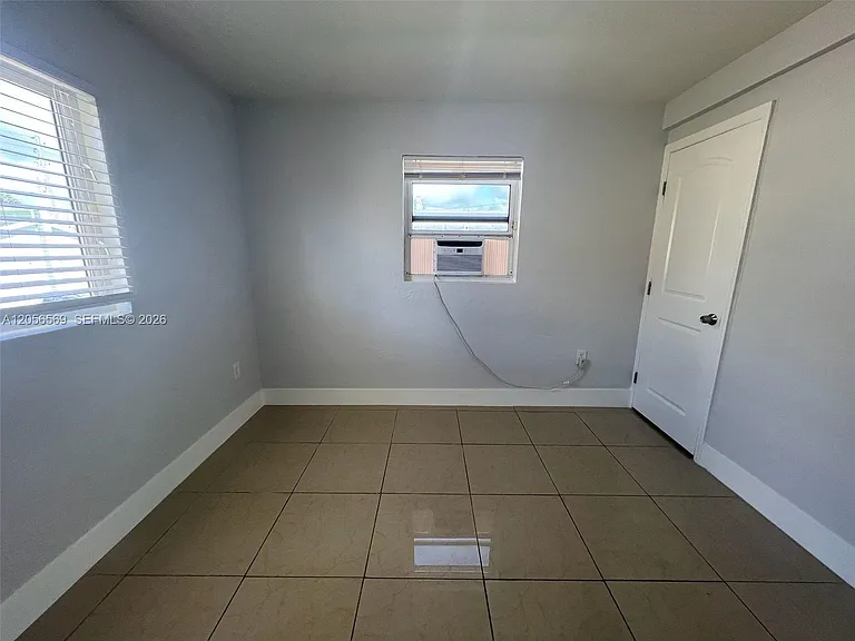 1281 NW 60th St #6 — Photo 14