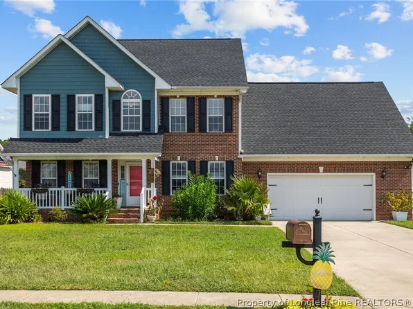 195 Hogart St, Raeford, NC 28376