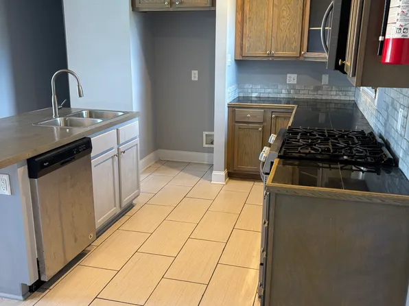 4402 Heath Dr, Baker, LA 70714