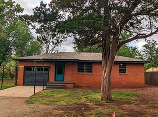 215 E Ash St, Carnegie, OK 73015