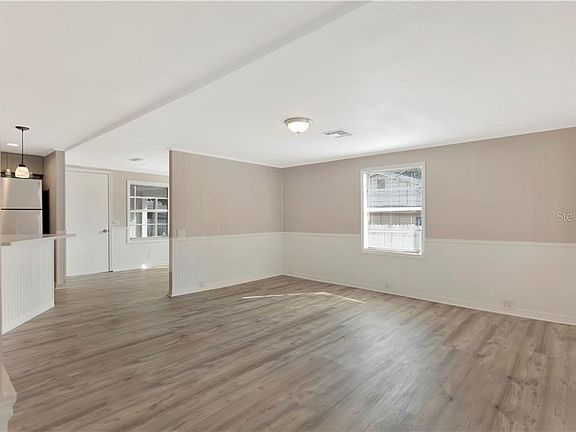 2nd image of 1941 Park Ave