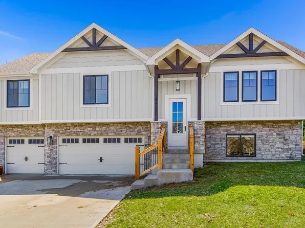 34557 W 84th Ter, De Soto, KS 66018