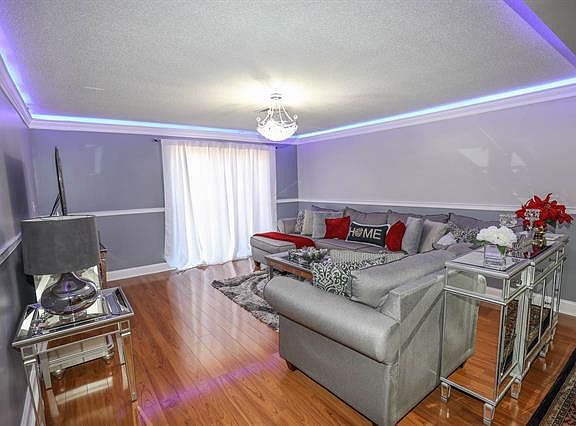 3rd image of 307A Amherst St Floor 3
