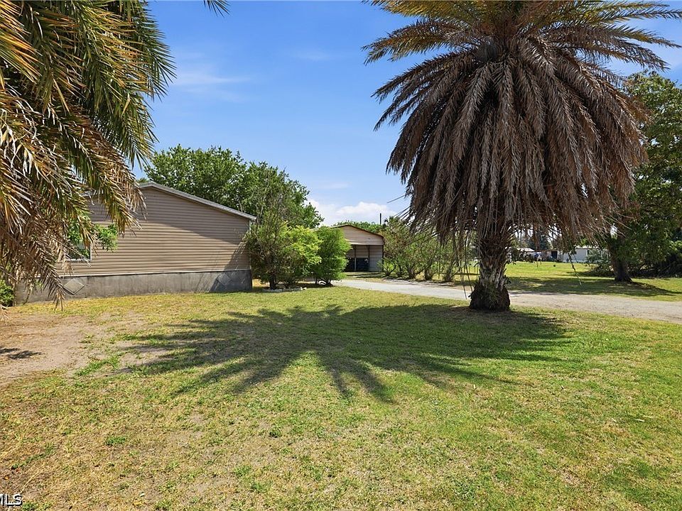 1st image of 1031 Della Tobias Ave