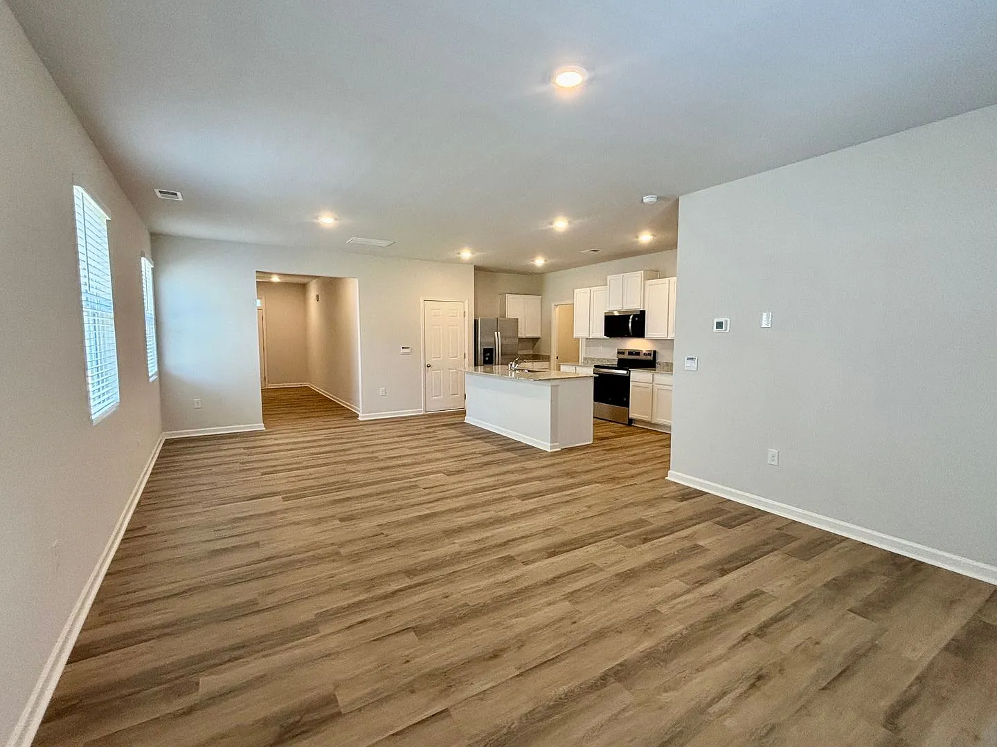 2910 Daxton Ln — Photo 4
