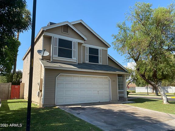 3rd image of 236 S Rush Cir W