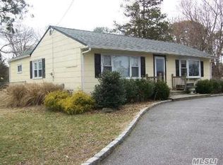 18 Island Blvd, Bohemia, NY 11716