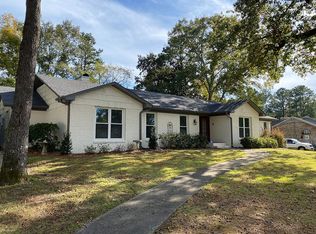 1537 Panorama Dr, Vestavia Hills, AL 35216