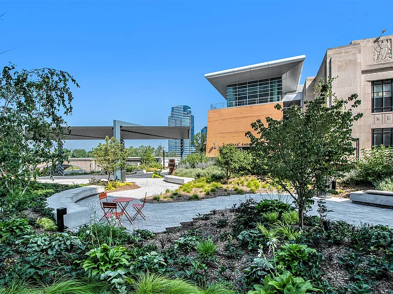 335 Bridge St NW #15 — Photo 44