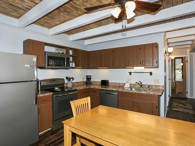 2100 Lodgepole Ct #106-A — Photo 10