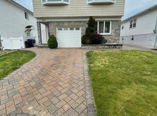 643 Rathbun Ave FLOOR 1, Staten Island, NY 10312