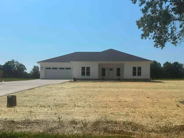 138 Collins Farm Rd, Benton, KY 42025