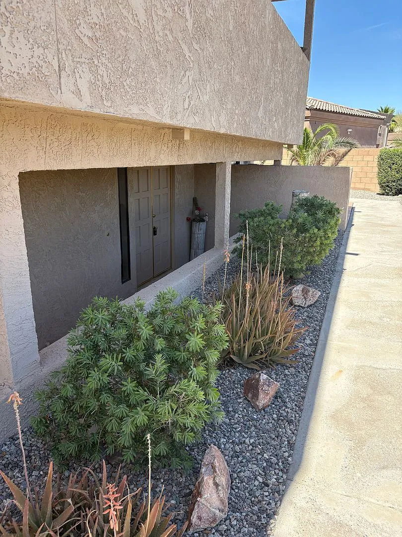 Golf Course Condo — Photo 3